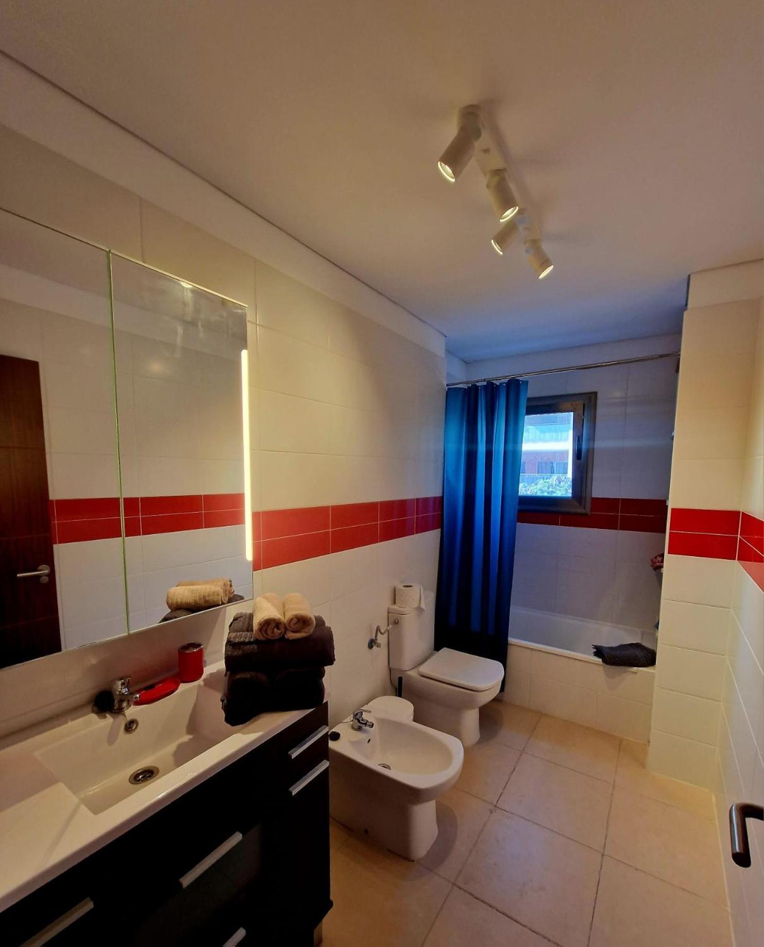 Alcala Seaside Apartment, Two Rooms, Private Parking Exteriör bild