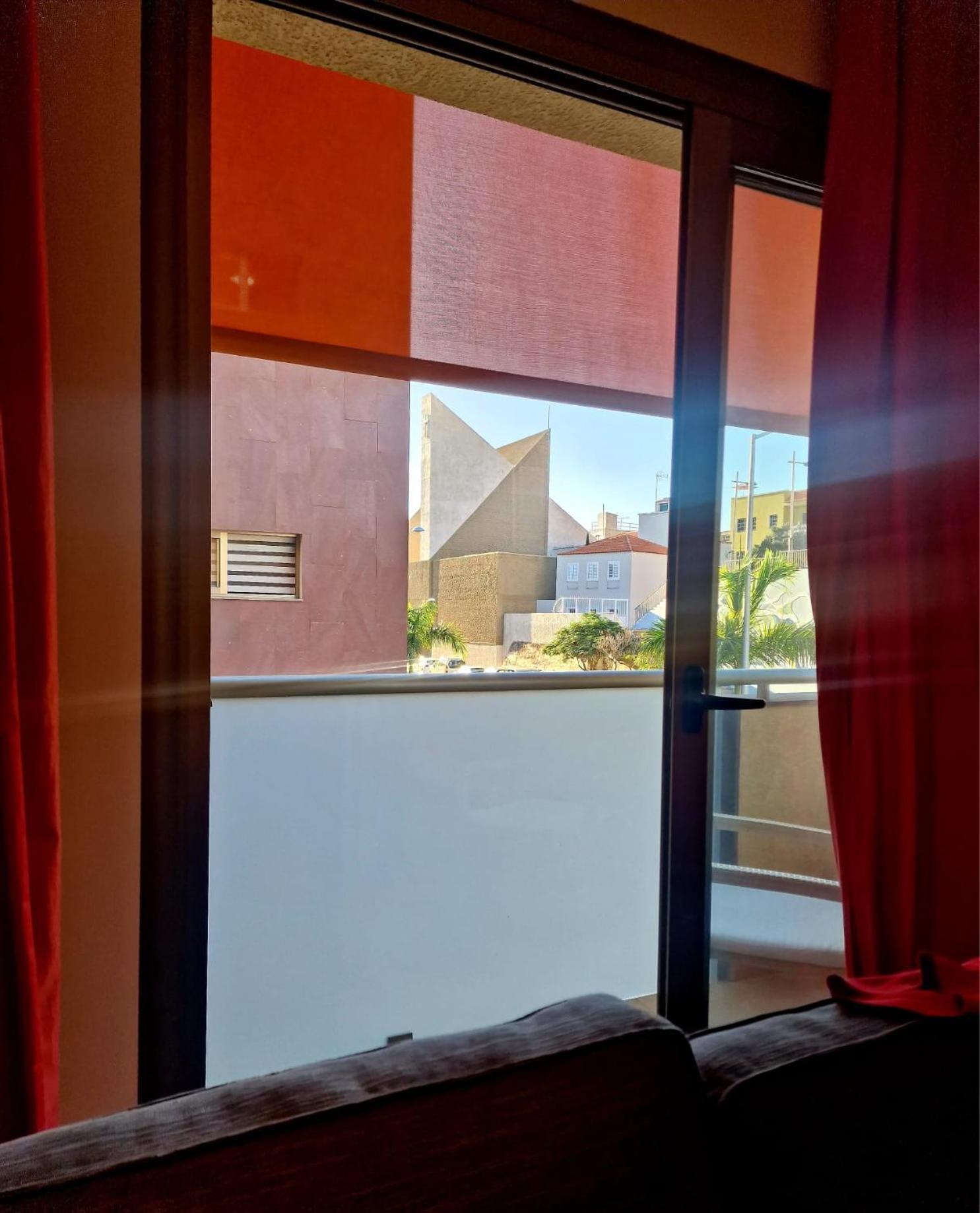 Alcala Seaside Apartment, Two Rooms, Private Parking Exteriör bild