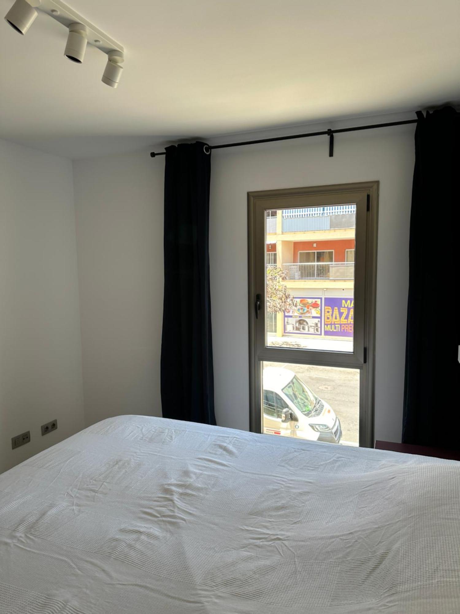 Alcala Seaside Apartment, Two Rooms, Private Parking Exteriör bild