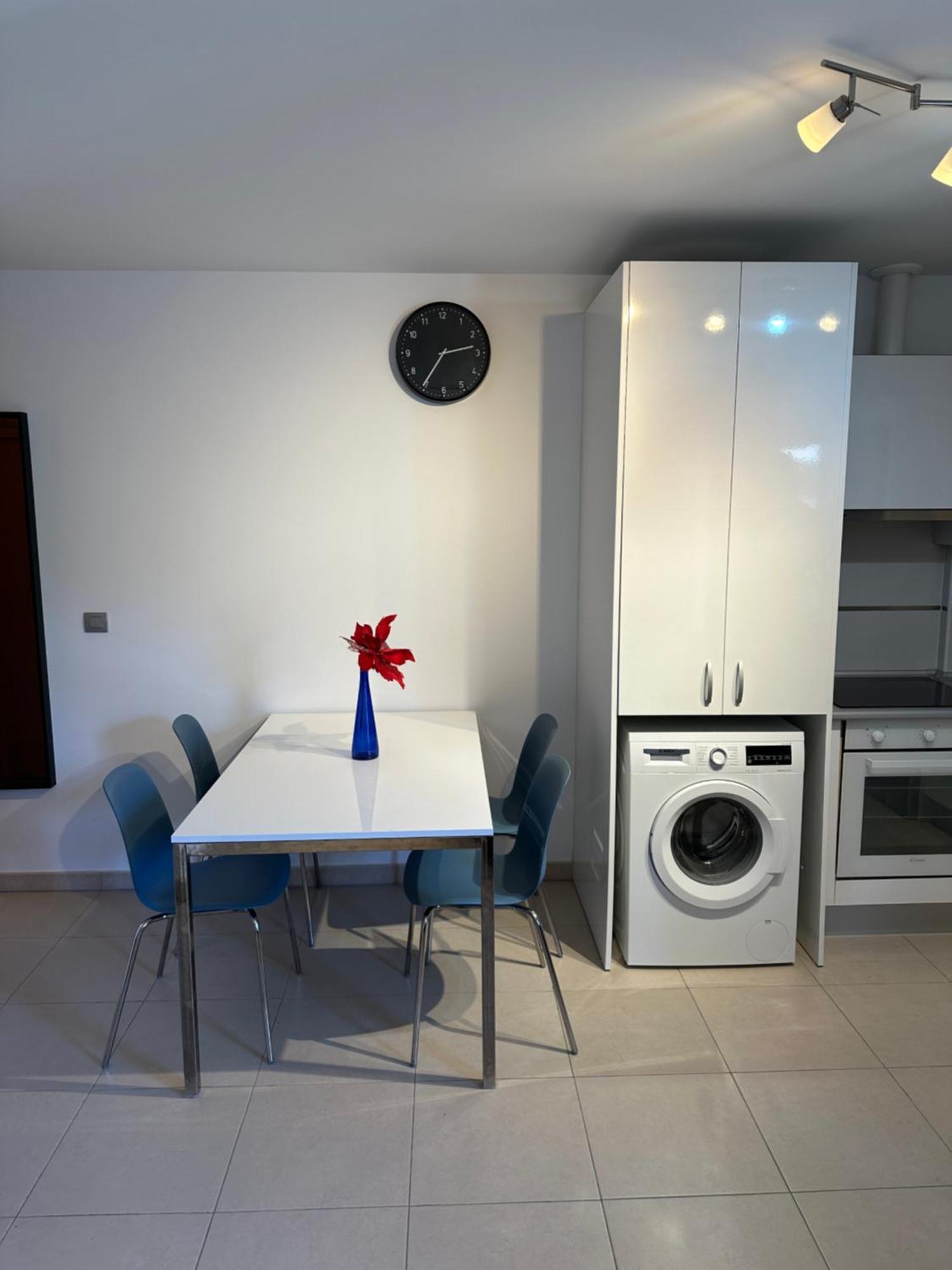Alcala Seaside Apartment, Two Rooms, Private Parking Exteriör bild